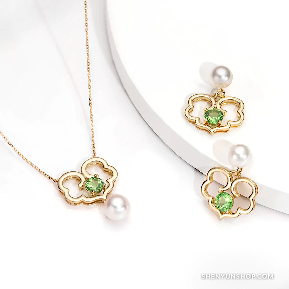 The Timeless Blessings - Fine Jewelry Necklace with Tsavorite