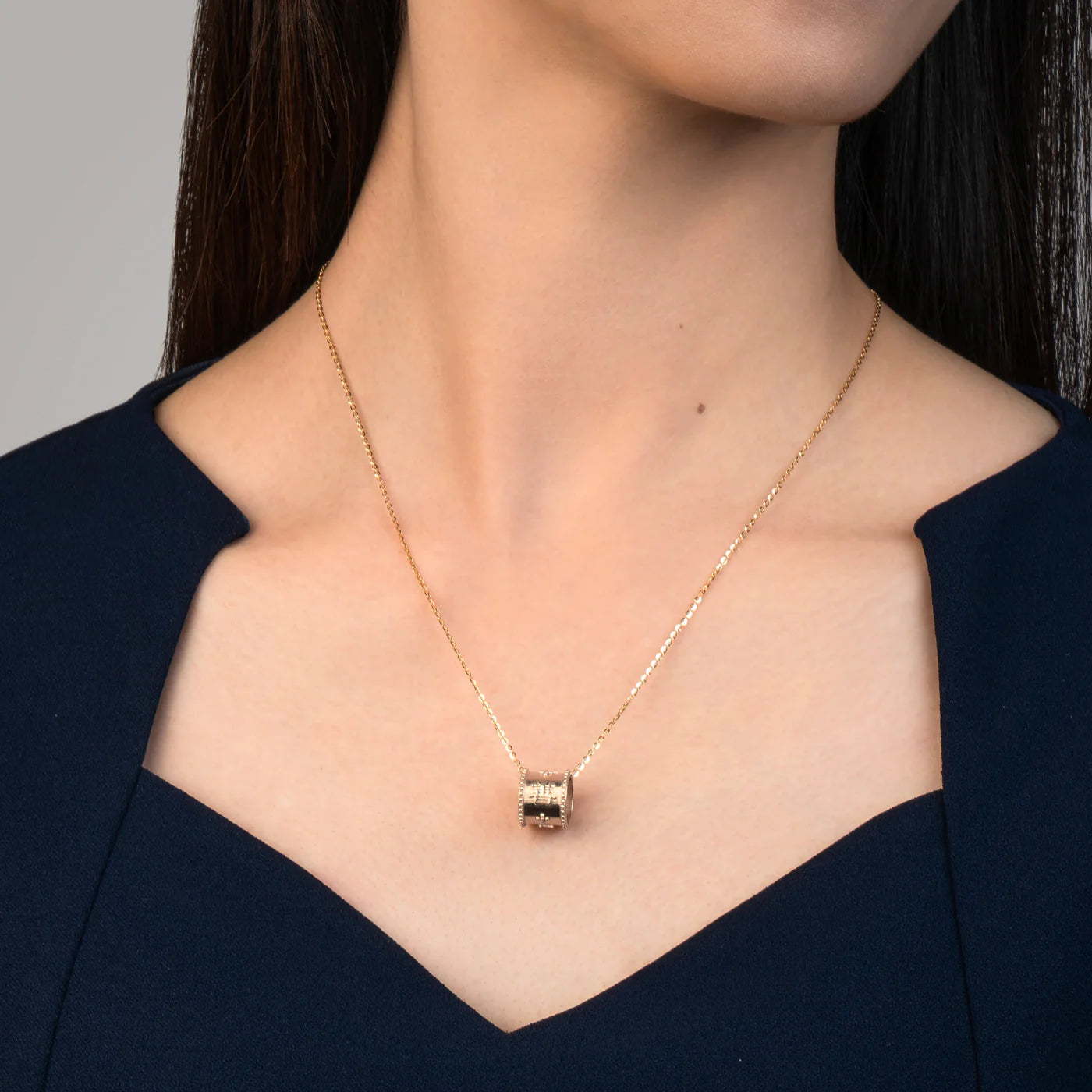 Zhen Shan Ren Eternity Necklace -  14kt Yellow Gold